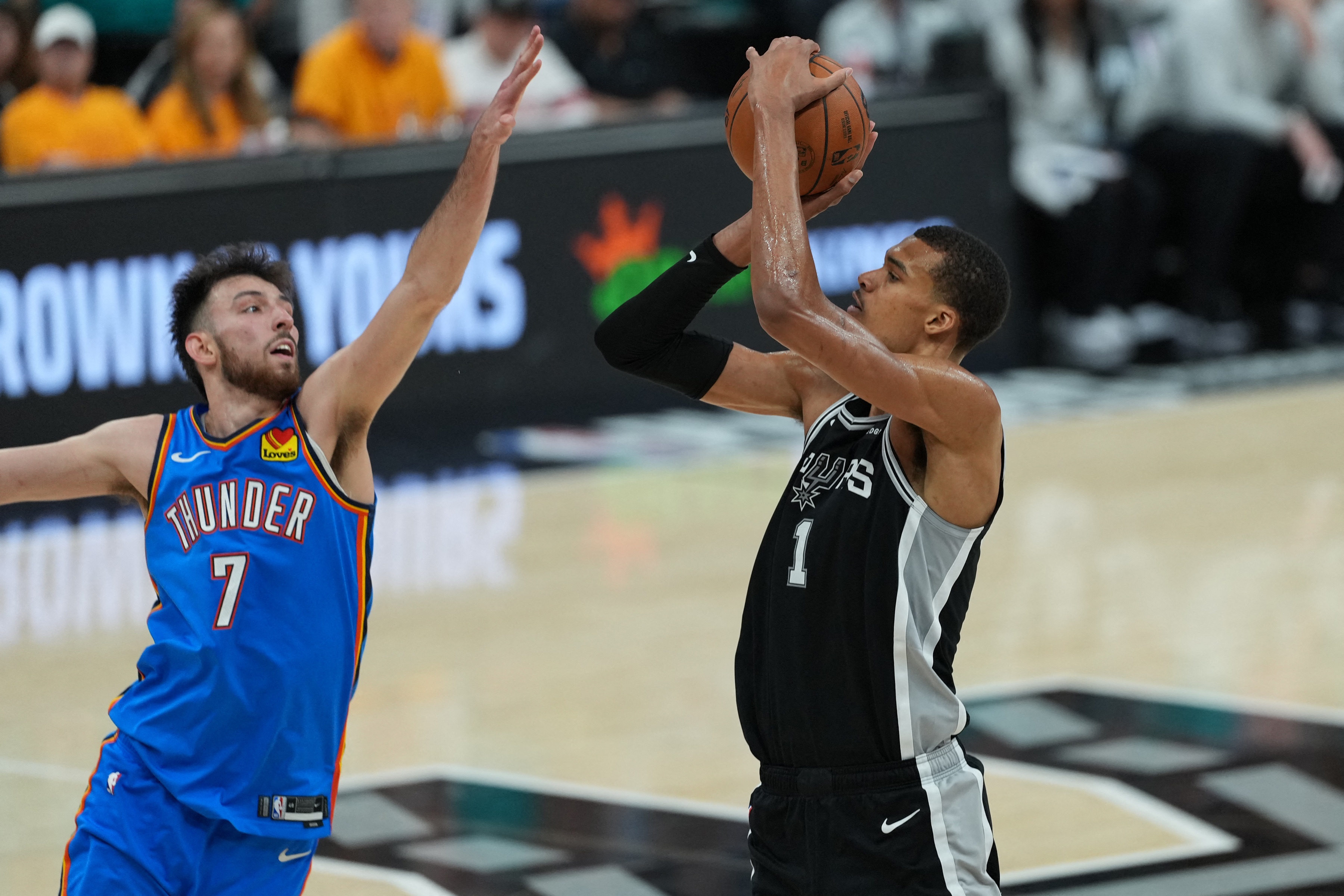 开云体育-NBA彩经：文班亚马再显威力 马刺主场击败雷霆