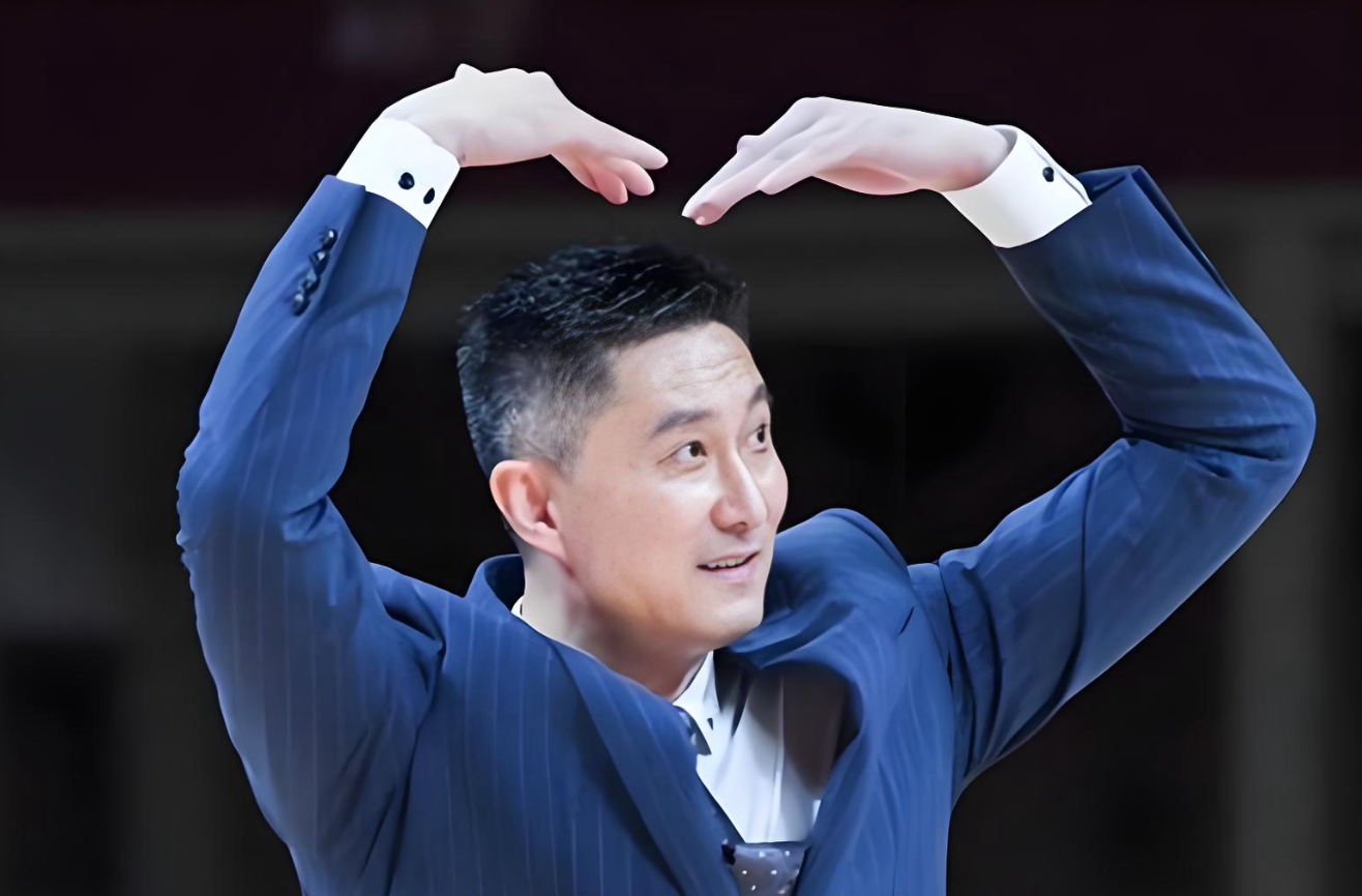 开云体育官方网站-赢吉林21分！广东队还收到3个好消息，杜锋笑容满面